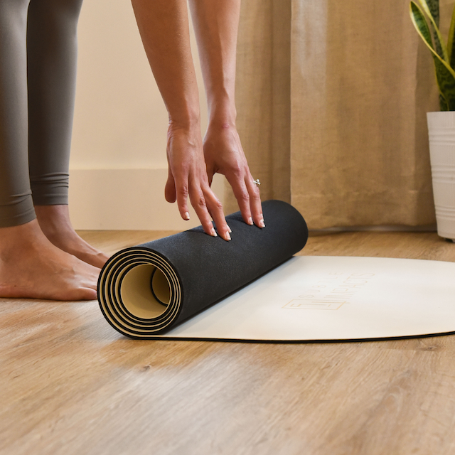 High-Resolution Yoga Mat PNG Images for Designers