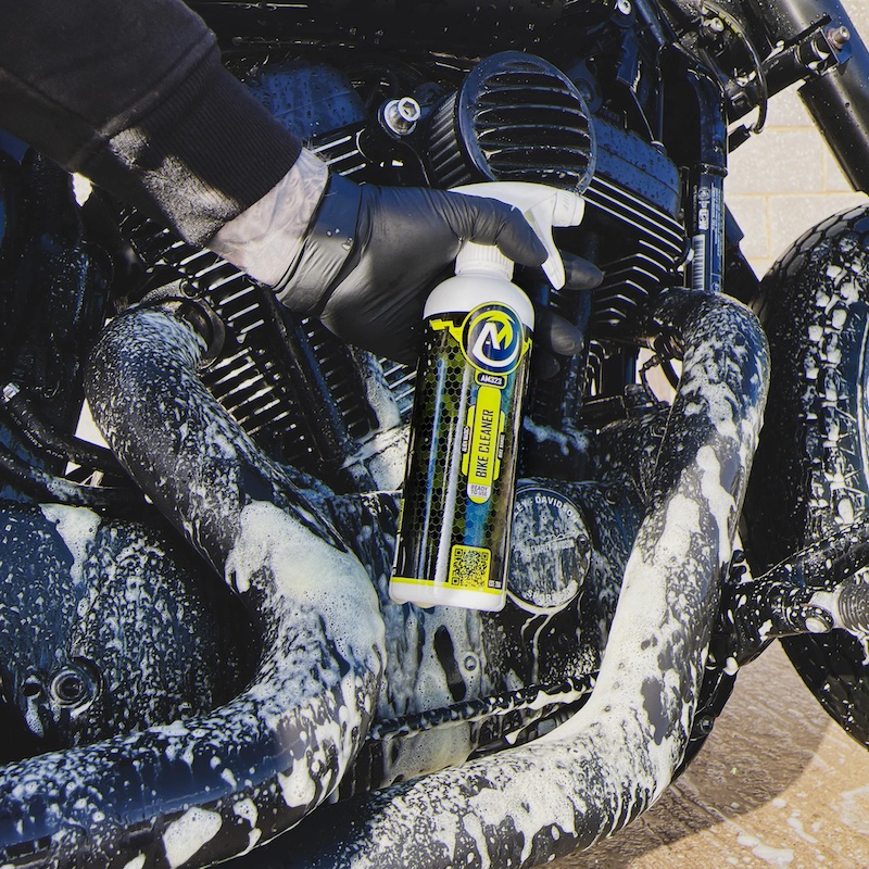 motorcycle cleaner