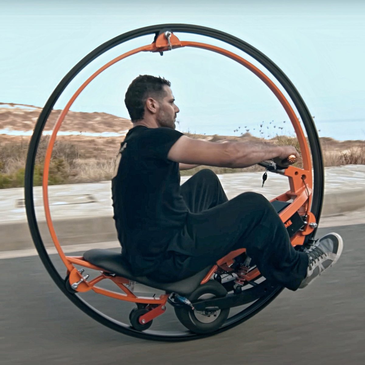 monowheel motorcycle