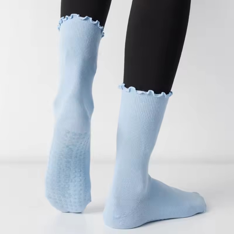 Pilates Socks for the Fitness-Loving Partner: Surprise Your Lover